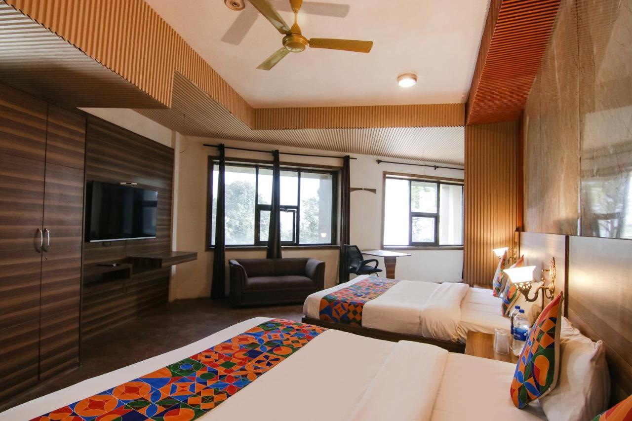 Fabhotel Vijay Palace دارامشالا المظهر الخارجي الصورة