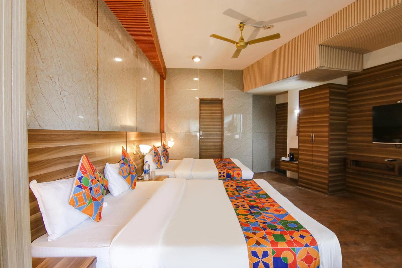 Fabhotel Vijay Palace دارامشالا المظهر الخارجي الصورة